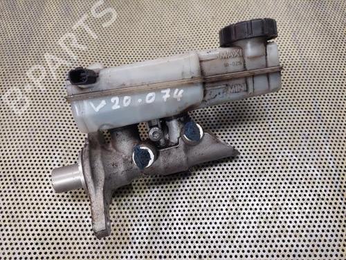 Brake master cylinder RENAULT MEGANE III Hatchback (BZ0/1_, B3_) | BP17636577M77