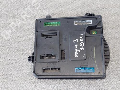 Boîte à Fusibles RENAULT MEGANE III Hatchback (BZ0/1_, B3_)  | BP16632665E1 