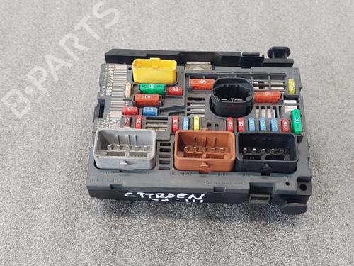 Used Fuse box CITROËN C5 III (RD_) [2008-2017]  17244482