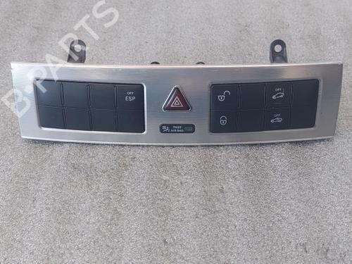 Used Switch MERCEDES-BENZ C-CLASS Coupe (CL203) [2001-2011]  17535900