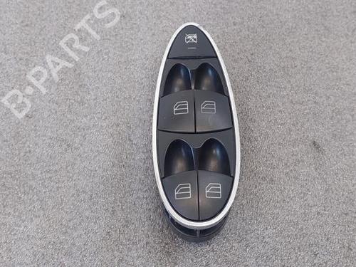 Venstre fortil elrude kontakt MERCEDES-BENZ CLS (C219) CLS 320 CDI (219.322) (224 hp) A 211 821 36 79