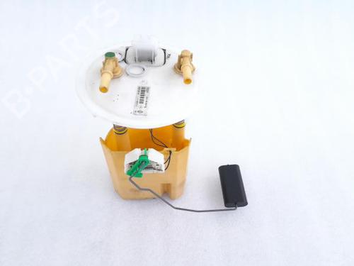 Used Fuel pump RENAULT CLIO III (BR0/1, CR0/1) 1.5 dCi (82 hp) 18076122