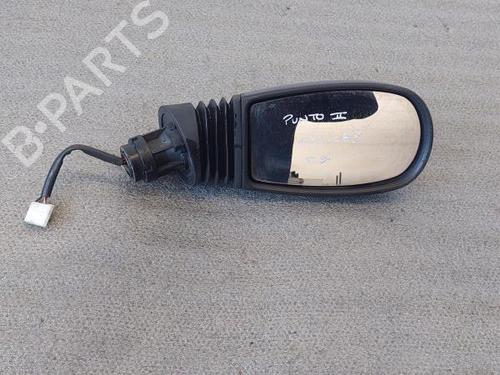 Retrovisor derecho FIAT PUNTO (188_) 1.2 16V 80 (188.233, .235, .253, .255, .333, .353, .639,... (80 hp) 18298090