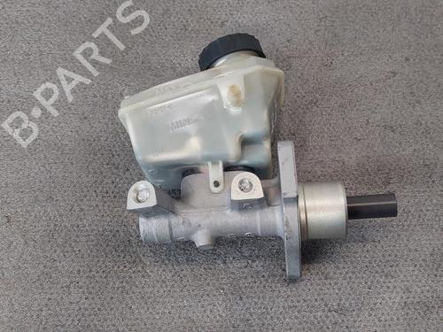 Used Brake master cylinder BMW 3 (E46) 320 d (136 hp) 18673864