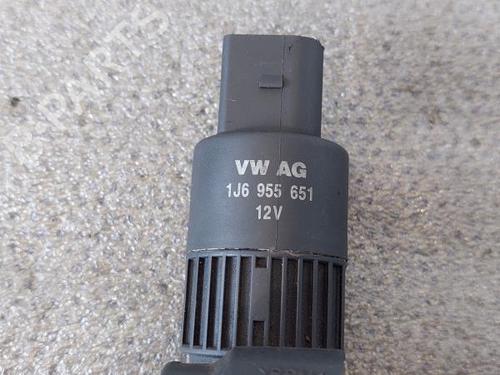 Sprinklervæskepumpe SEAT TOLEDO II (1M2) 1.9 TDI | BP18720573E24