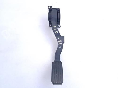 Used Pedal PEUGEOT 208 I (CA_, CC_) 1.6 HDi (92 hp) 19496180