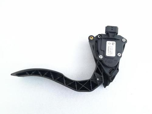 Pedal RENAULT CLIO IV Grandtour (KH_) 1.5 dCi 90 (KHN3, KHN4) (90 hp) 19709711