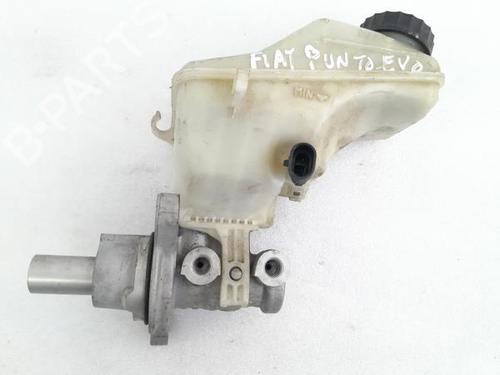 Used Brake master cylinder FIAT PUNTO EVO (199_) 1.2 (69 hp) 21080635