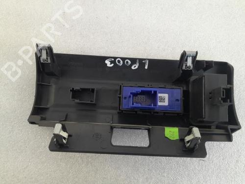 Switch PEUGEOT 308 II (LB_, LP_, LW_, LH_, L3_) 1.5 BlueHDi 130 | BP23901925I30