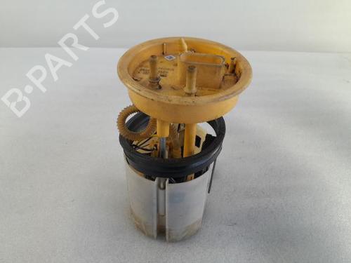 Używane Pompa paliwa SEAT IBIZA IV (6J5, 6P1) 1.6 TDI (90 hp) 24035266