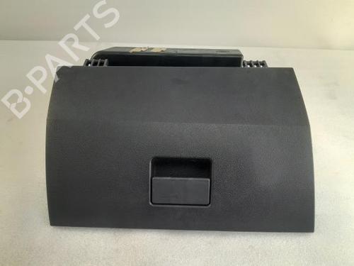 Used Glove box FORD FIESTA V (JH_, JD_) 1.4 TDCi (68 hp) 24126749