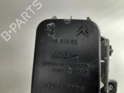 Air filter box PEUGEOT 208 I (CA_, CC_) 1.2 VTI 82 | BP25030464M87