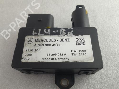 Used Electronic module Electronic module MERCEDES-BENZ B-CLASS Sports Tourer (W245) B 180 CDI (245.207) (109 hp) 25382880 25382880
