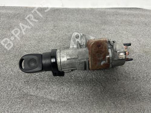 Clé de contact VW POLO IV (9N_, 9A_) 1.4 (83 hp) 20490270