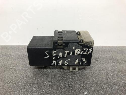 Used Switch SEAT IBIZA II (6K1) [1993-2002]  16591540