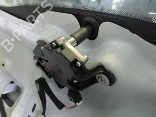 Used Rear wiper motor Rear wiper motor RENAULT MEGANE III Grandtour (KZ0/1) [2008-2016] 18016821 18016821