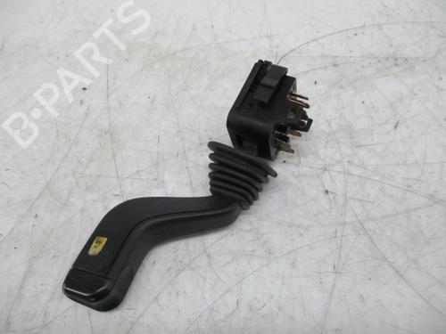 Commodo Essuie Glace / Phare OPEL ZAFIRA A MPV (T98) 2.0 DI 16V (F75) | BP16596826I23