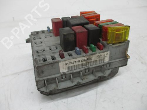 Fuse box FIAT DOBLO Box Body/MPV (223_) 1.3 D Multijet | BP16598413E1 