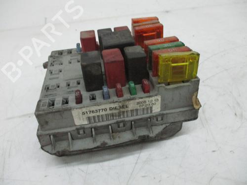 Sikringsdose FIAT DOBLO Box Body/MPV (223_) 1.3 D Multijet | BP16598413E1 