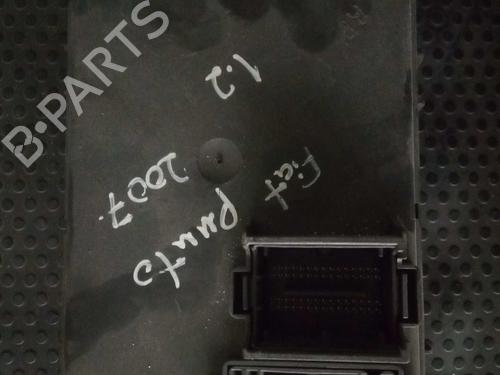 Boîte à Fusibles FIAT GRANDE PUNTO (199_)  | BP16593619E1 