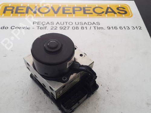 Used ABS pump CHRYSLER VOYAGER / GRAND VOYAGER III (GS_, NS_) [1992-2001]  16594381