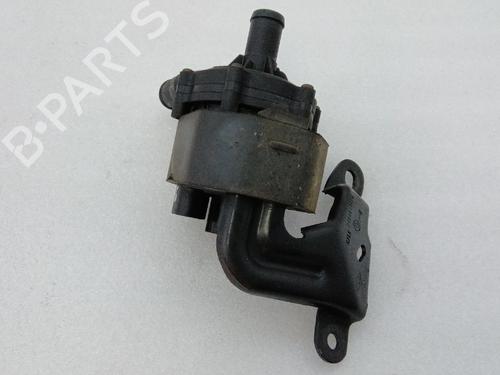 Used Auxiliary water pump Auxiliary water pump RENAULT ZOE (BFM_) ZOE (88 hp) 40545224 40545224