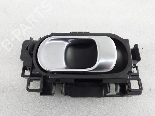 Used Front left interior door handle Front left interior door handle CITROËN C3 III (SX) 1.5 BlueHDi 100 (SXYHYP, SXYHTU) (102 hp) 40535384 40535384