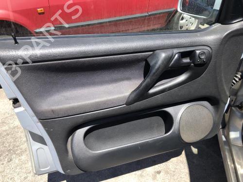 Rear right lock VW POLO III (6N1) 100 1.4 16V | BP16624038C99 