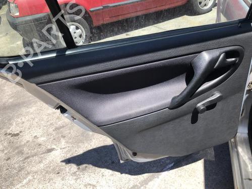 Rear right lock VW POLO III (6N1) 100 1.4 16V | BP16624038C99 