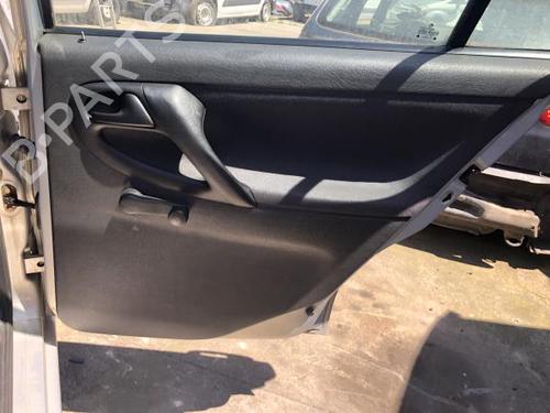 Rear right lock VW POLO III (6N1) 100 1.4 16V | BP16624038C99 