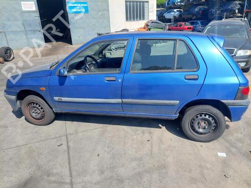 Windscreen washer tank RENAULT CLIO I (B/C57_, 5/357_) 1.2 (5/357Y, 5/357K) | BP17966130C113 