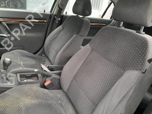 Venstre  foran tåkelykt OPEL VECTRA C (Z02) 1.8 16V | BP21057820C30 