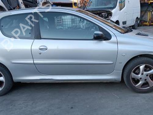 Zamek drzwi przednich prawych PEUGEOT 206 Hatchback (2A/C) 1.4 16V | BP27475725C97 