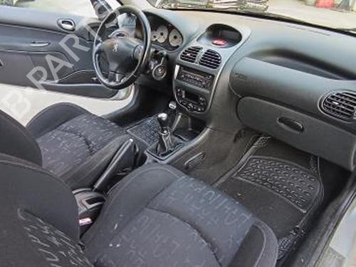 Zamek drzwi przednich prawych PEUGEOT 206 Hatchback (2A/C) 1.4 16V | BP27475725C97 