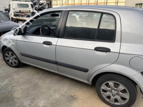 Fuel pump HYUNDAI GETZ (TB) 1.1 | BP25035944M76