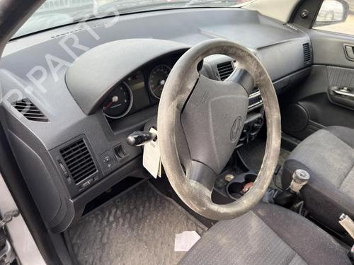 Fuel pump HYUNDAI GETZ (TB) 1.1 | BP25035944M76