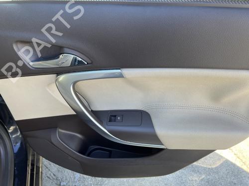 Zekeringkast OPEL INSIGNIA A (G09) 2.0 CDTI (68) | BP29253335E1 