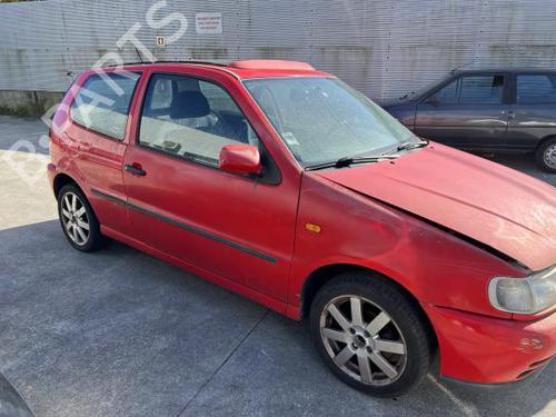 Ignition distributor VW POLO III (6N1) 50 1.0 | BP18885288M68 