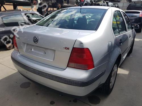 Farolim esquerdo VW BORA I (1J2) 1.9 TDI | BP16623578C34 