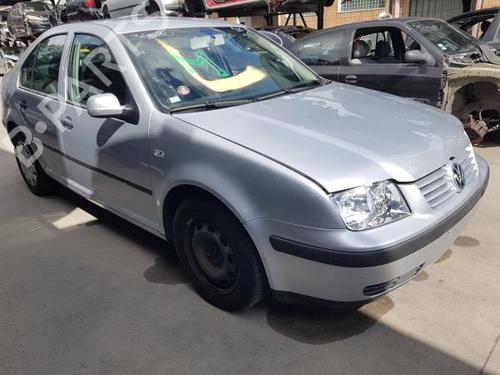 Farolim esquerdo VW BORA I (1J2) 1.9 TDI | BP16623578C34 