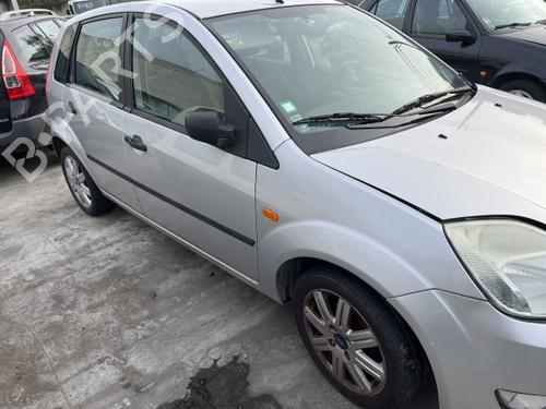 Right taillight FORD FIESTA V (JH_, JD_) 1.4 16V | BP29039305C35