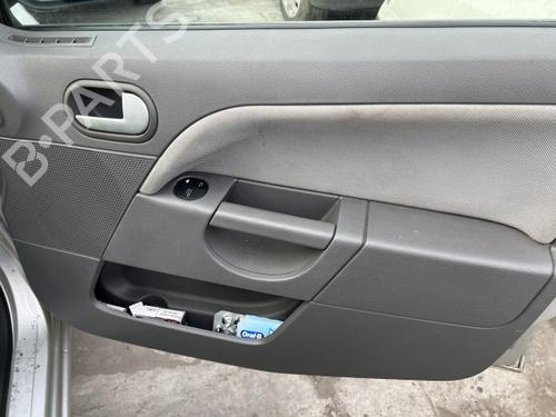 Right taillight FORD FIESTA V (JH_, JD_) 1.4 16V | BP29039305C35