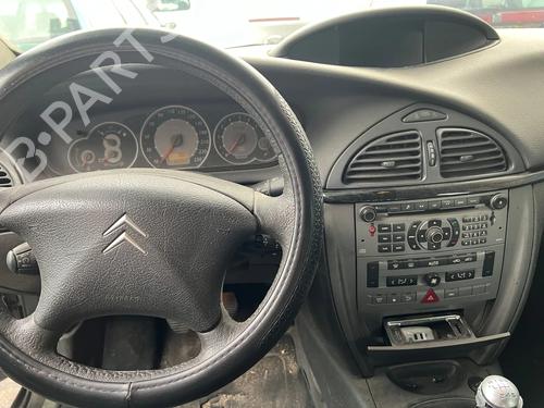 Right front fog light CITROËN C5 II (RC_) 2.0 HDi (RCRHRH) | BP31969860C31 