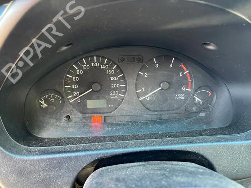 Interior roof light MITSUBISHI SPACE STAR MPV (DG_A) 1.9 DI-D (DG4A) | BP32142573I8 