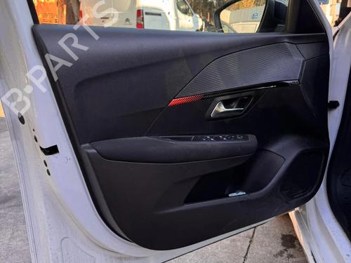 Right taillight PEUGEOT 208 II (UB_, UP_, UW_, UJ_) 1.5 BlueHDI 100 | BP31092565C35 