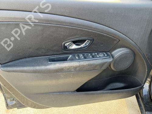 Front left lock RENAULT MEGANE III Grandtour (KZ0/1) 1.5 dCi (KZ09, KZ0D, KZ1G, KZ29, KZ14, KZ1W, KZ10, KZ1F,... | BP31806904C98 