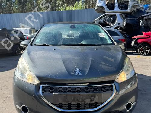 Brugte PEUGEOT 208 I (CA_, CC_)  1.2 VTI 82  4991281