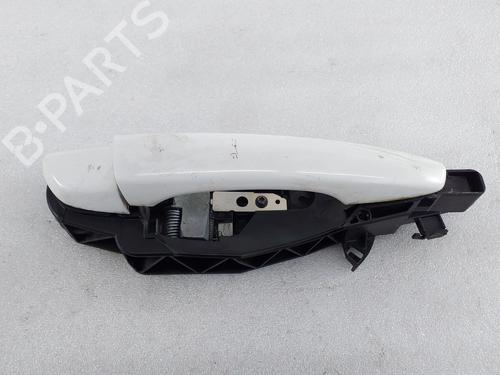 Used Front right exterior door handle Front right exterior door handle CITROËN C3 III (SX) 1.5 BlueHDi 100 (SXYHYP, SXYHTU) (102 hp) 40545207 40545207