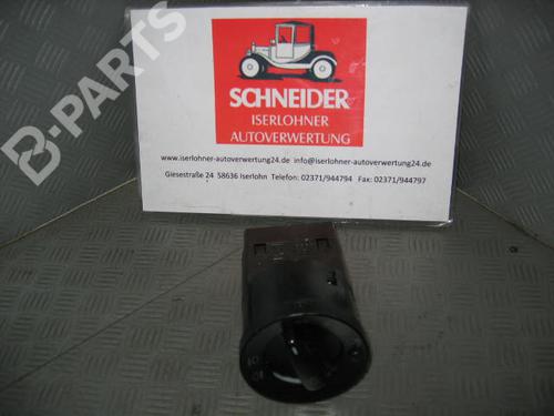 Used Switch SKODA OCTAVIA I Combi (1U5) 1.6 (101 hp) 4577584