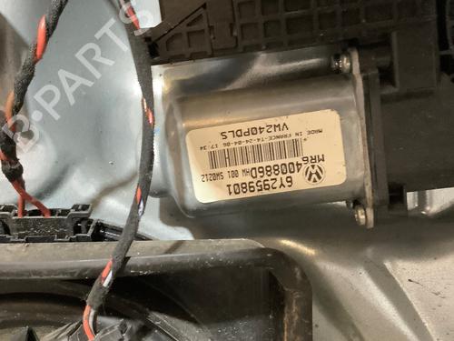 Right front door VW POLO (9N_, 9A_) 1.2 | BP18329994C3 